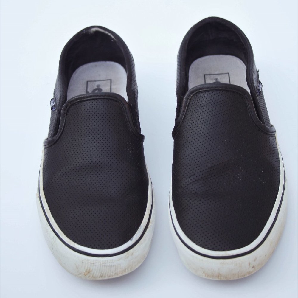 Vans Asher Perforated Slip-On Sneaker Black 7.5